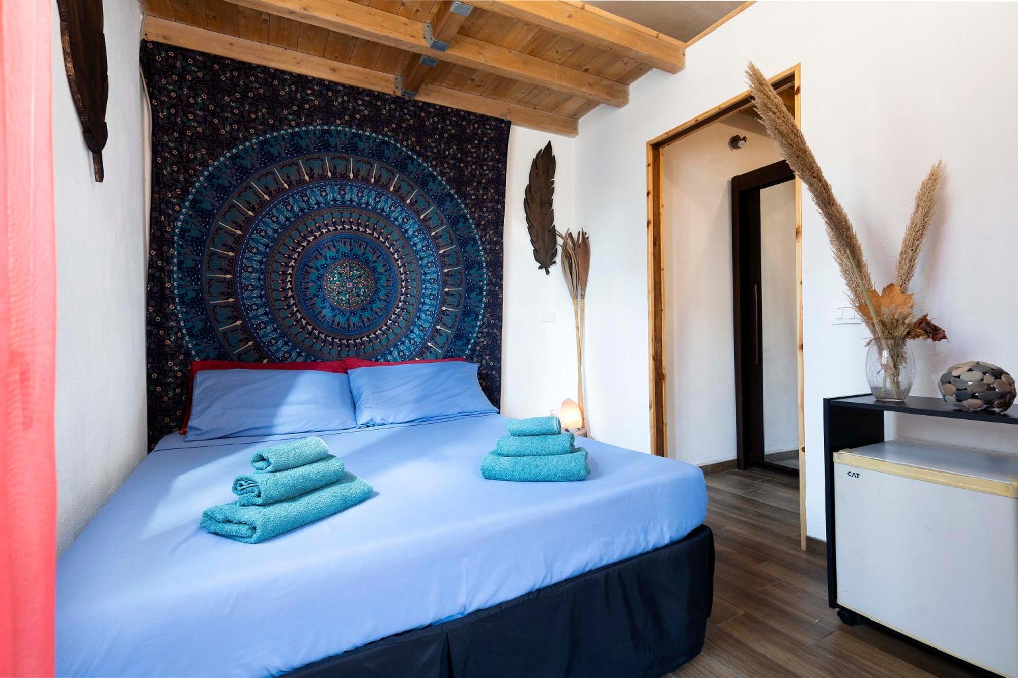 Hotel La piuma Quartu SantʼElena Esterno foto
